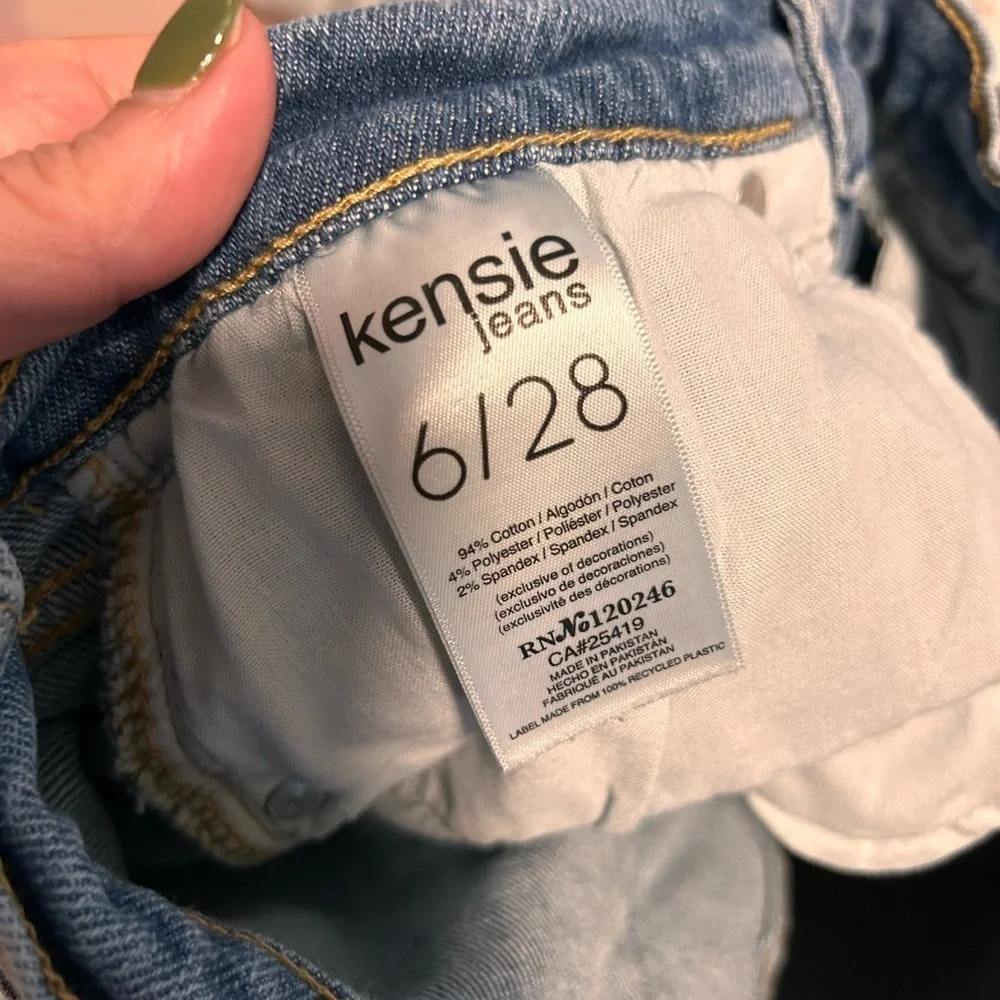 Kensie high rise bootcut denim size 6